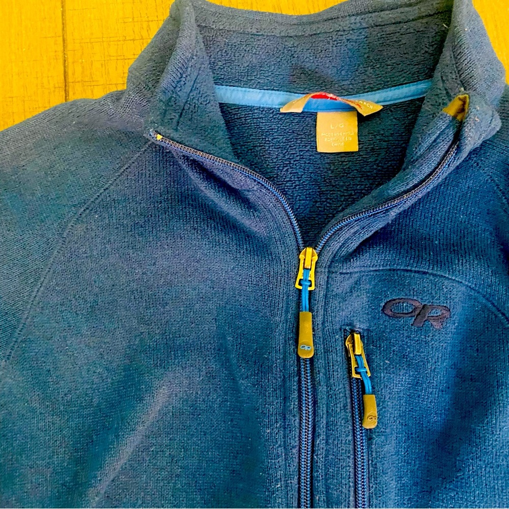 OR Men’s 1/4 Zip. Sweater